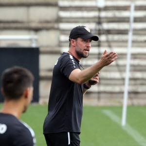 澳门新葡京娱乐城-斯图加特主帅：我们有很多机会但没把握住，罗马很少被压制成这样