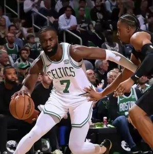 澳门新葡京娱乐城-NBA常规赛凯尔特人主场114-98战胜76人 马克西空砍33分